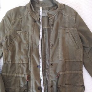 Lightweight utility jacket
